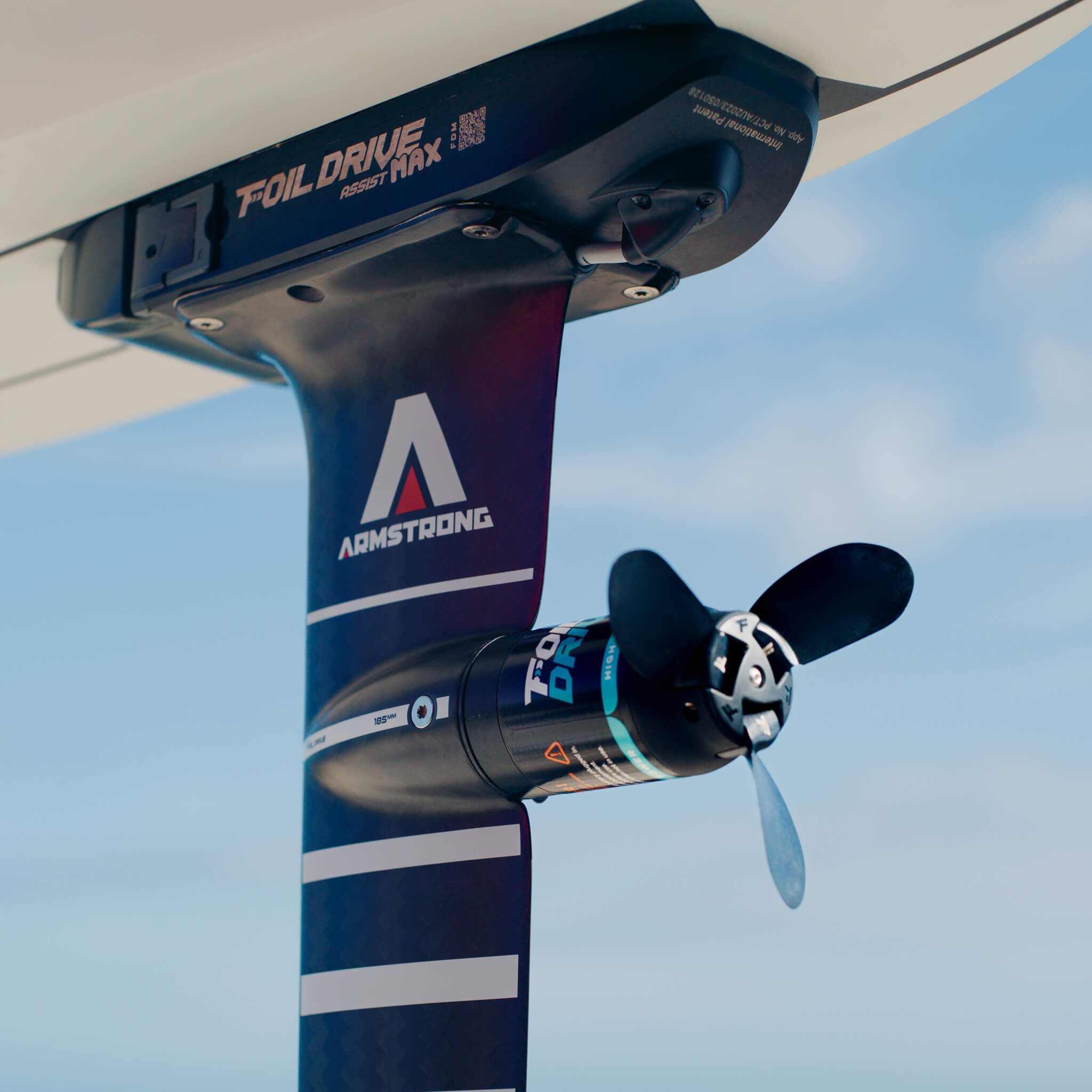Armstrong Foil Drive Integrated Carbon Mast